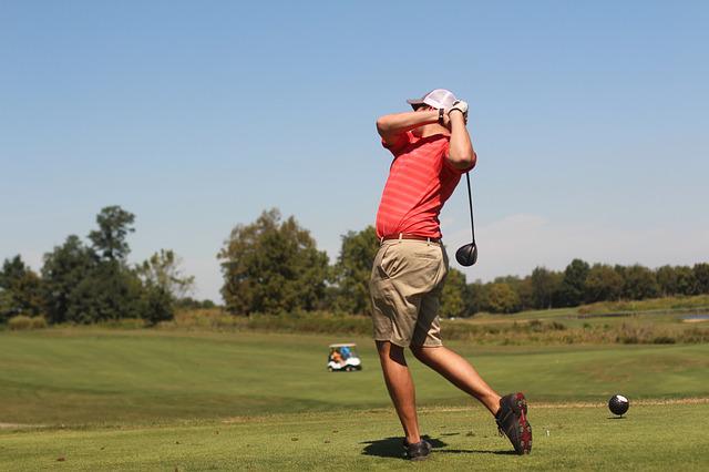 ゴルフスイングにおける「重心」と正しい体重移動